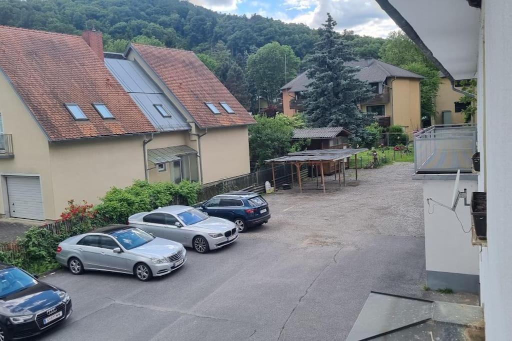 Apartment Mit 2 Betten Inklusive Gratis Parkplatz Graz Exterior photo